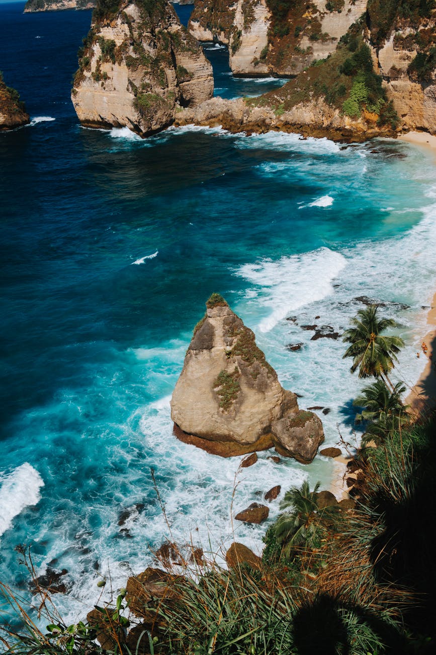 White sand beach and limestone cliffs at Atuh Beach in Nusa Penida