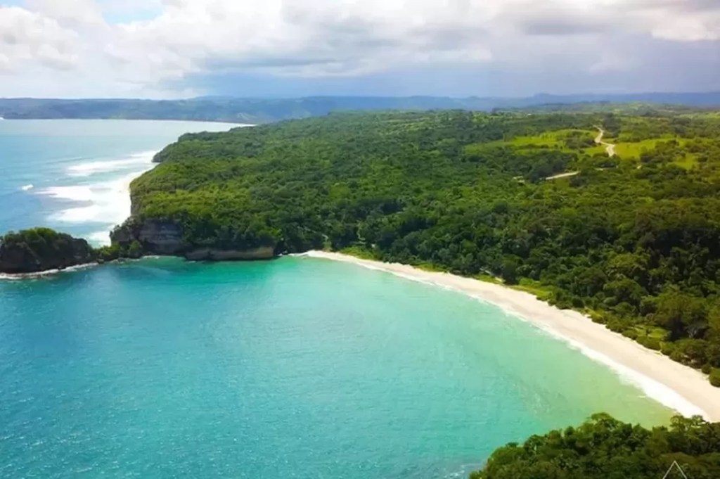 Aerial view of Lailiang Beach with turquoise water in West Sumba