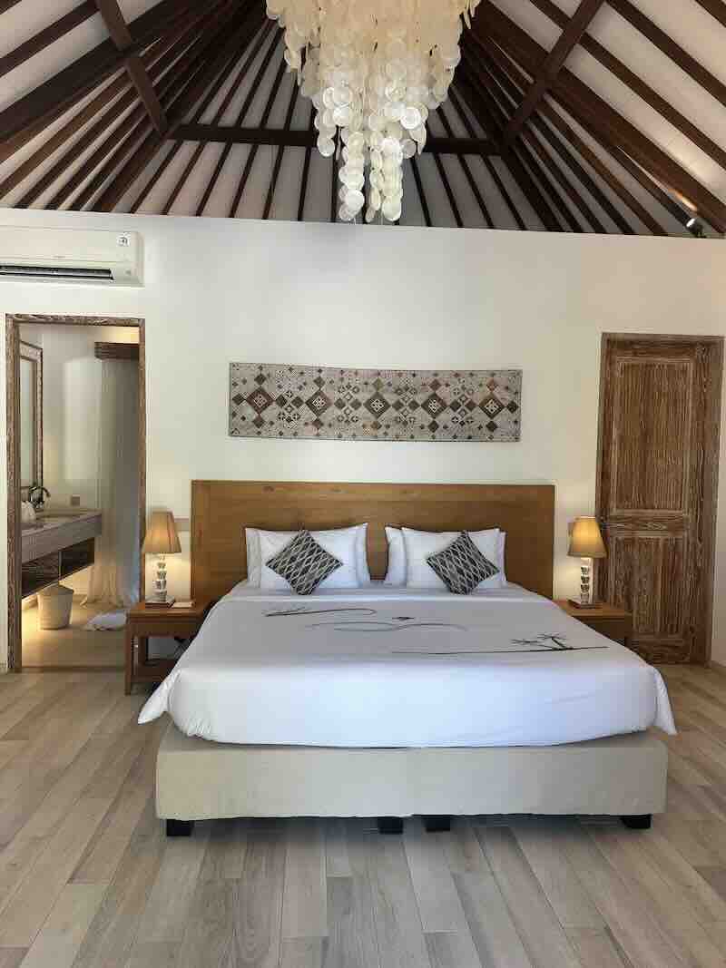 Bedroom inside Eliana Resort near Bo'a in Rote Island